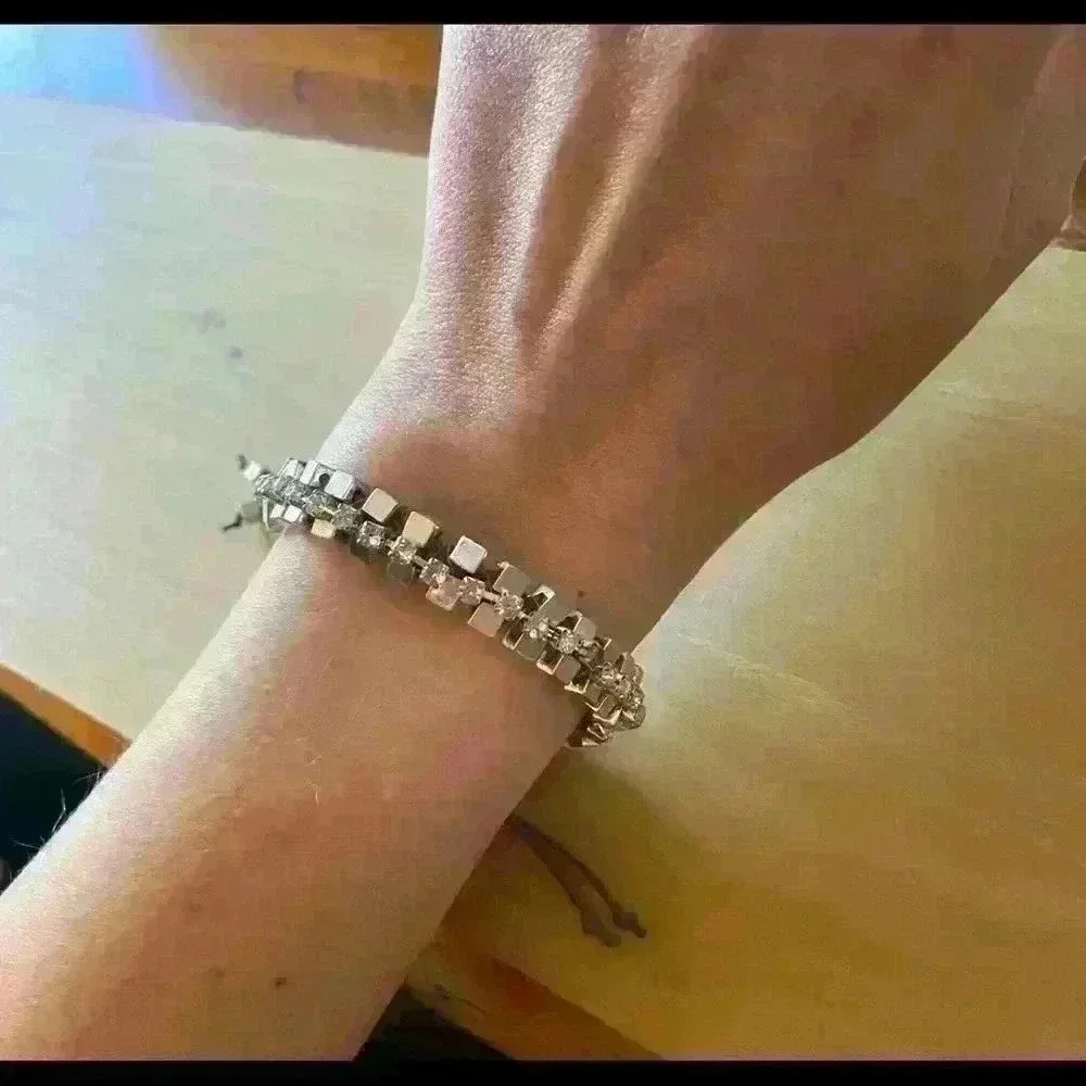 adjustable twine silver and gem bracelet - Picture 2 of 11